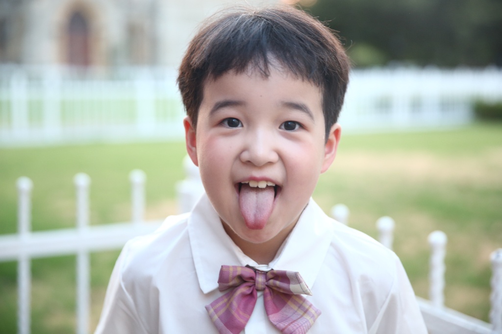 妹子灿烂的笑容 cover