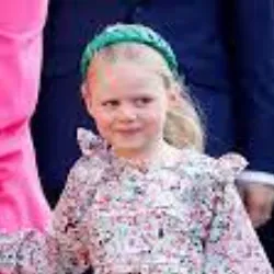 Lena Elizabeth avatar